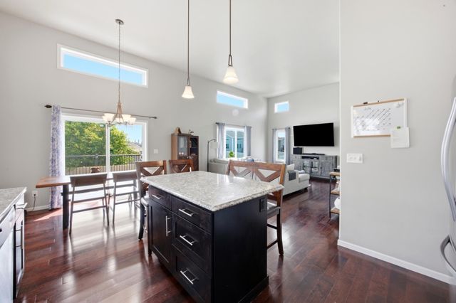 1307 30th Avenue W, West Fargo, ND 58078