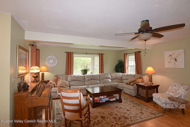 32 Old Route 199, Red Hook, NY 12571