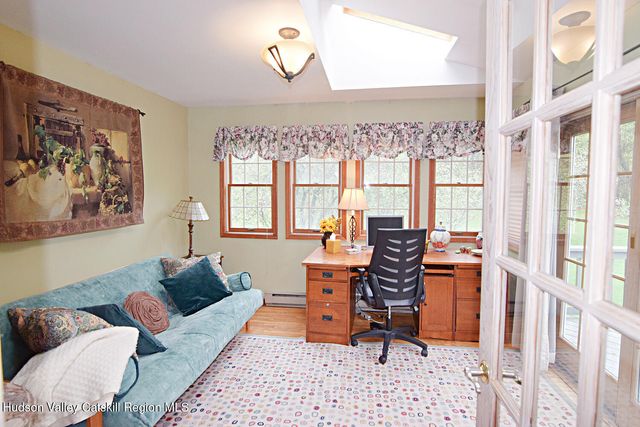 32 Old Route 199, Red Hook, NY 12571