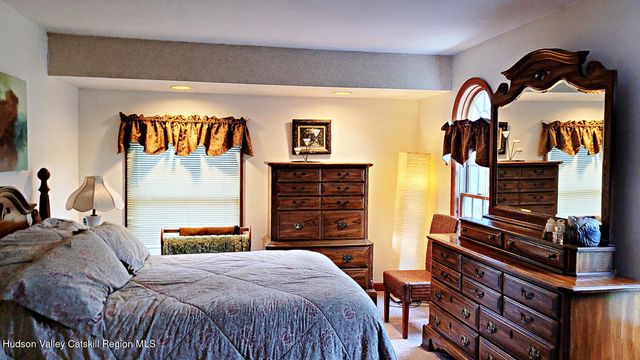 32 Old Route 199, Red Hook, NY 12571