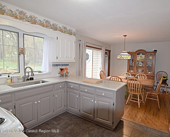 32 Old Route 199, Red Hook, NY 12571
