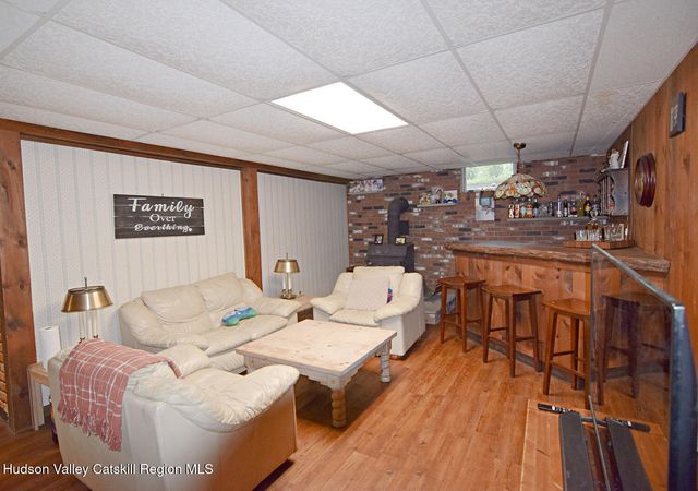 32 Old Route 199, Red Hook, NY 12571