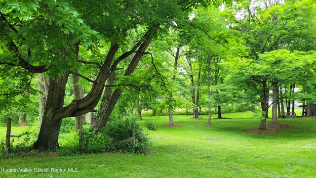 32 Old Route 199, Red Hook, NY 12571