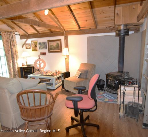 32 Old Route 199, Red Hook, NY 12571