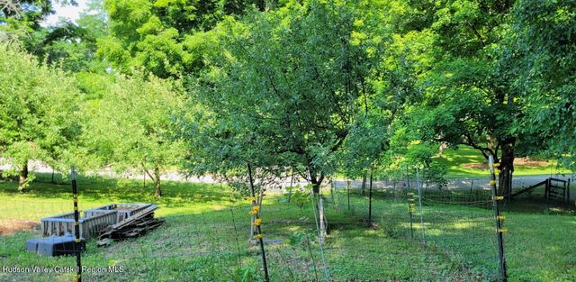 32 Old Route 199, Red Hook, NY 12571