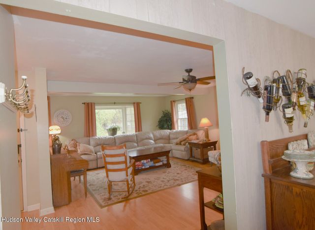 32 Old Route 199, Red Hook, NY 12571