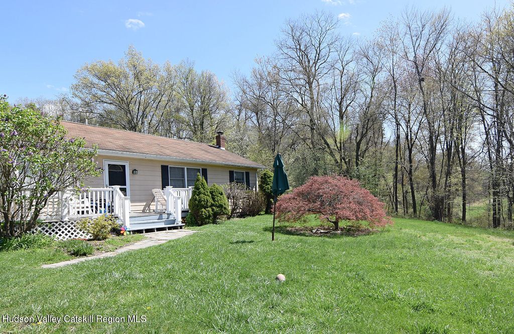 32 Old Route 199, Red Hook, NY 12571