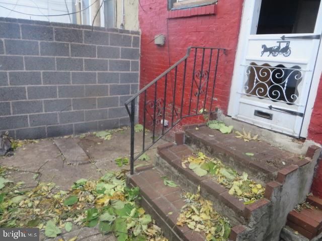 1424 N CORLIES ST, Philadelphia, PA 19121