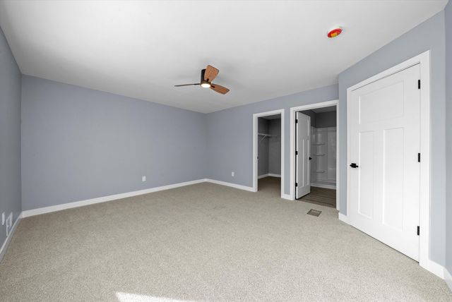 106 W Thompson Street, Harvard, IL 60033