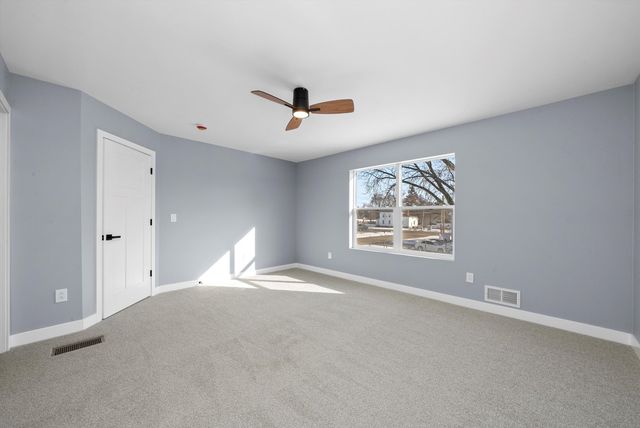 106 W Thompson Street, Harvard, IL 60033