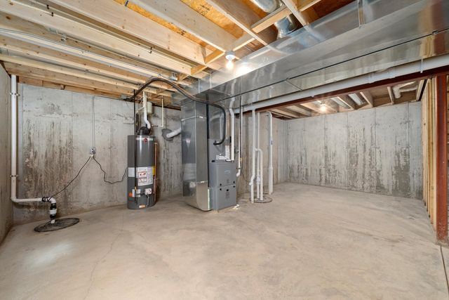 106 W Thompson Street, Harvard, IL 60033