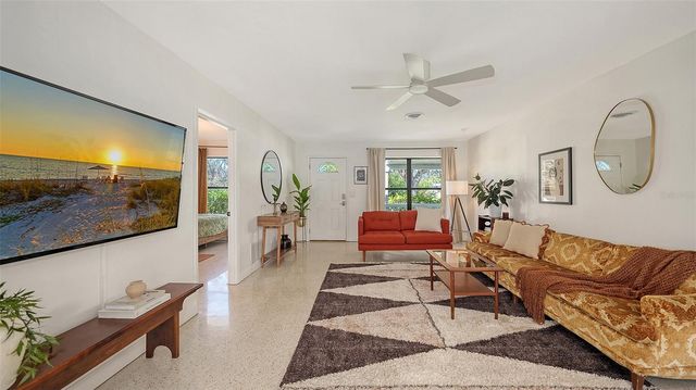 603 BARNES PARKWAY, Nokomis, FL 34275