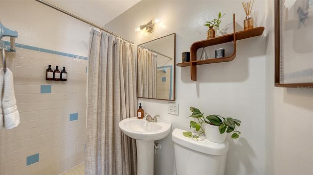 603 BARNES PARKWAY, Nokomis, FL 34275