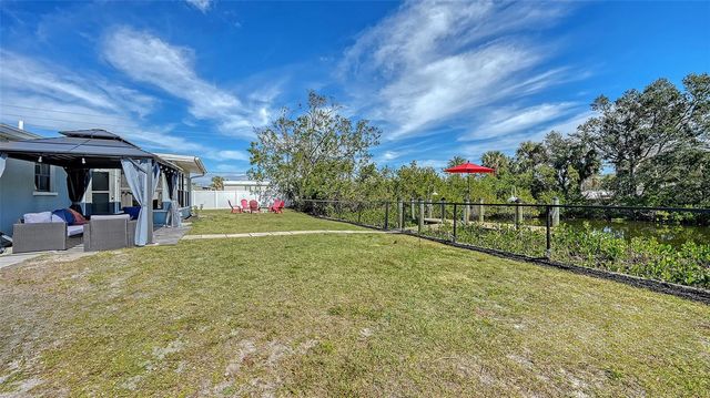 603 BARNES PARKWAY, Nokomis, FL 34275