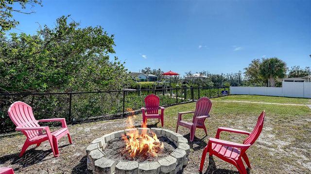 603 BARNES PARKWAY, Nokomis, FL 34275