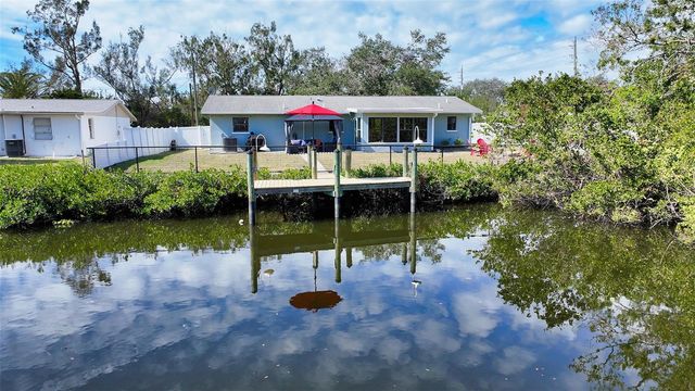 603 BARNES PARKWAY, Nokomis, FL 34275
