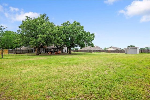 4421 Ledgestone Trail, College Station, TX 77845