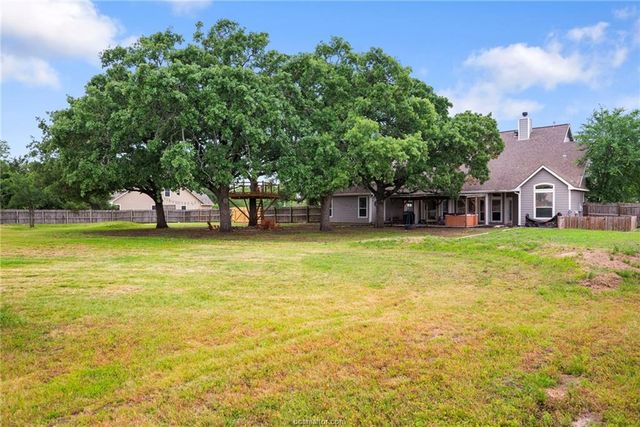 4421 Ledgestone Trail, College Station, TX 77845