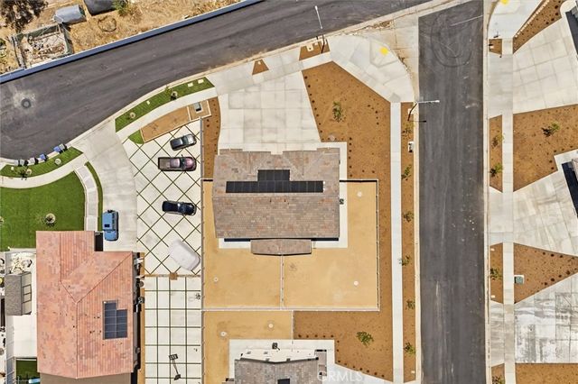 10665 Alborz Ct., Riverside, CA 92505