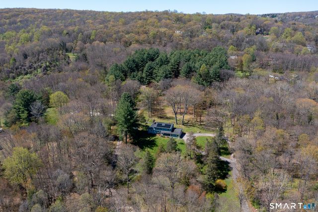 16 Hall Lane, New Milford, CT 06755