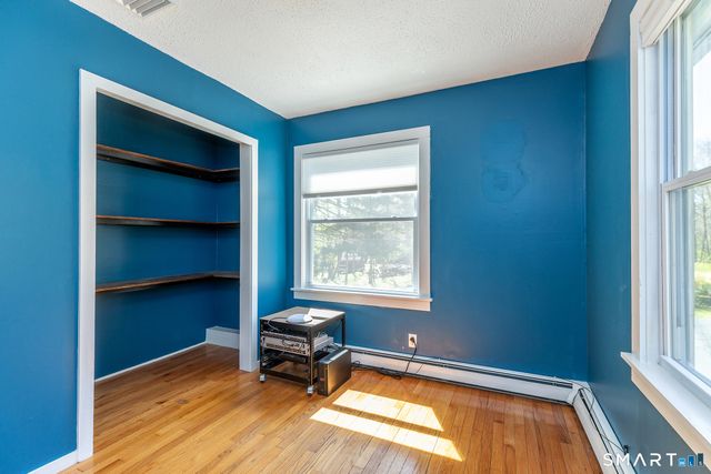 16 Hall Lane, New Milford, CT 06755