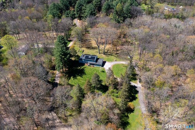 16 Hall Lane, New Milford, CT 06755