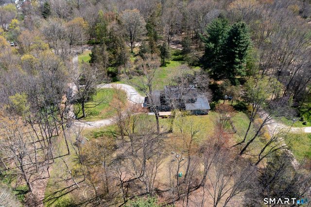 16 Hall Lane, New Milford, CT 06755