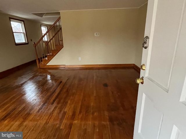 4931 SINCLAIR LN, Baltimore, MD 21206