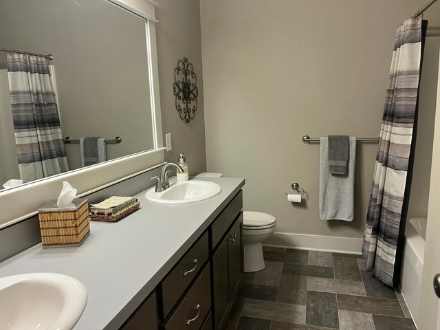 4085 Boulder View Drive, Belmont, MI 49306