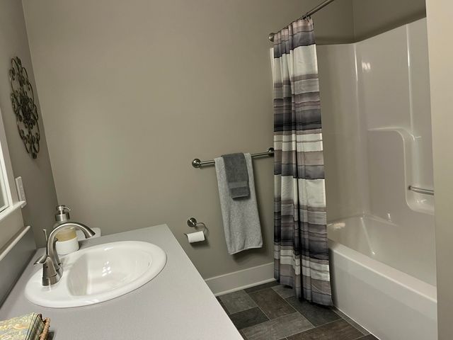 4085 Boulder View Drive, Belmont, MI 49306