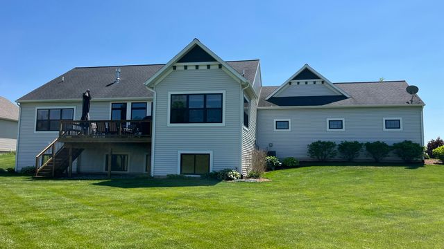 4085 Boulder View Drive, Belmont, MI 49306