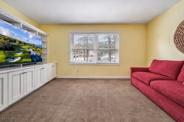 10 Heritage Dr C, Chatham Twp., NJ 07928