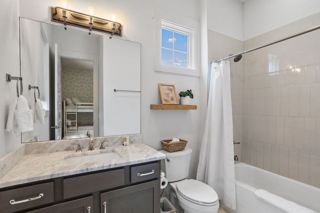 1027 E Trinity Ln Apt 5, Nashville, TN 37216