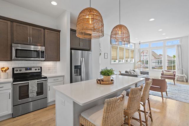 1027 E Trinity Ln Apt 5, Nashville, TN 37216