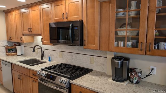 20 Niagara Shore Drive, Tonawanda, NY 14150
