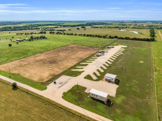 125 Hill County Road 4415, Grandview, TX 76050