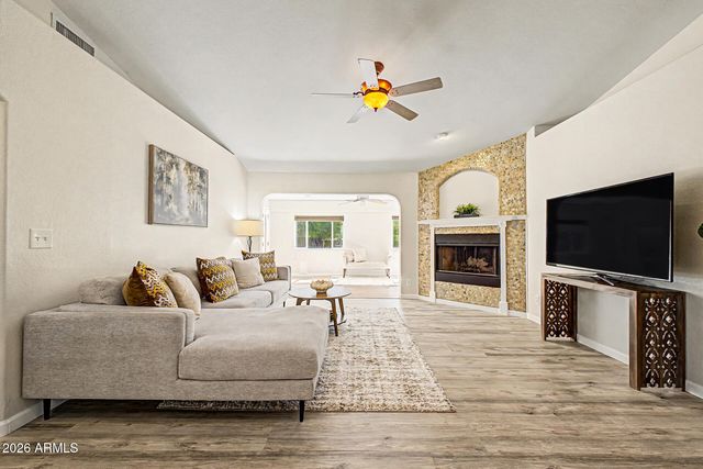 15207 E SHOOT OUT Plaza, Fountain Hills, AZ 85268