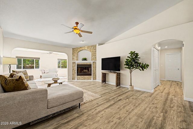 15207 E SHOOT OUT Plaza, Fountain Hills, AZ 85268