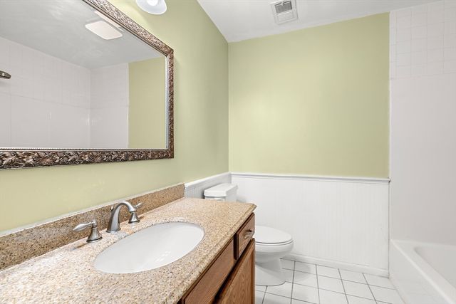 290 Allerton Commons Ln 290, Braintree, MA 02184