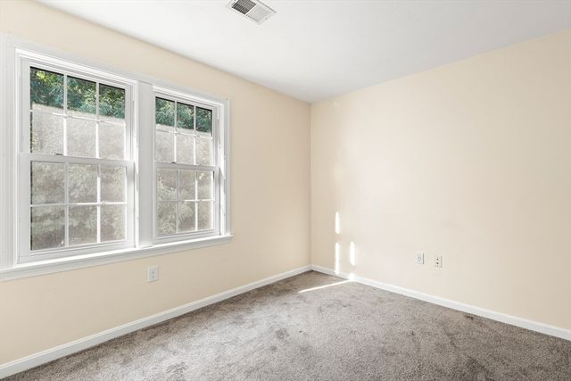290 Allerton Commons Ln 290, Braintree, MA 02184