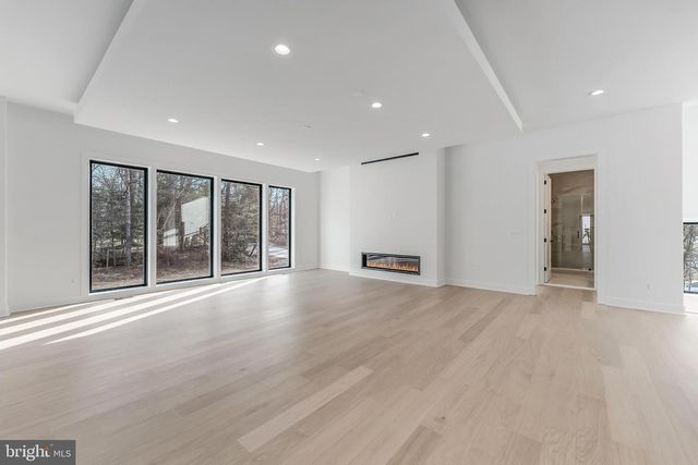 731 ELLSWORTH AVE, Great Falls, VA 22066