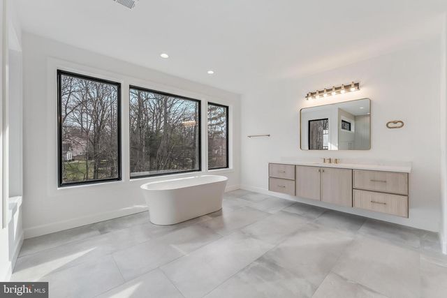 731 ELLSWORTH AVE, Great Falls, VA 22066