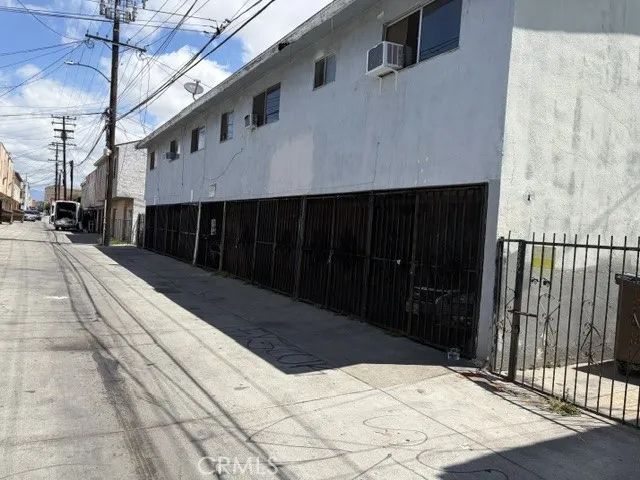 7015 Rugby, Huntington Park, CA 90255