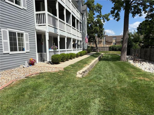 4009 S Crysler Avenue 38 apt 2, Independence, MO 64055