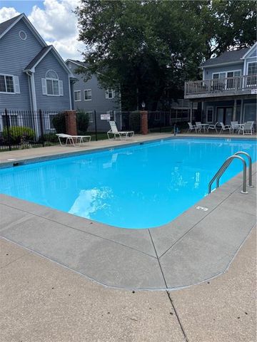 4009 S Crysler Avenue 38 apt 2, Independence, MO 64055