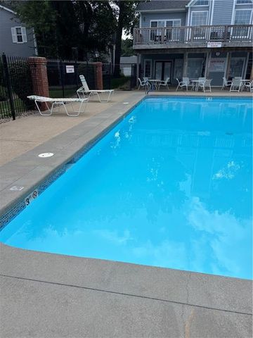 4009 S Crysler Avenue 38 apt 2, Independence, MO 64055