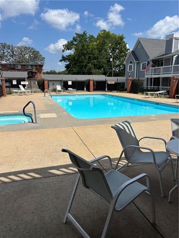 4009 S Crysler Avenue 38 apt 2, Independence, MO 64055