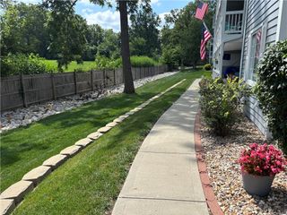 4009 S Crysler Avenue 38 apt 2, Independence, MO 64055