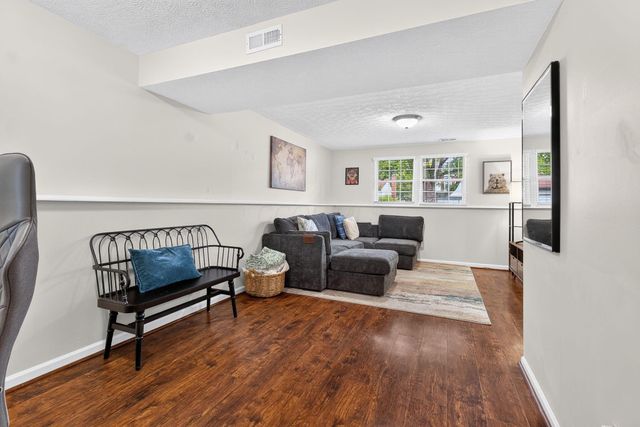 3351 Timber Run Drive, Columbus, OH 43204