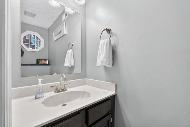 3351 Timber Run Drive, Columbus, OH 43204